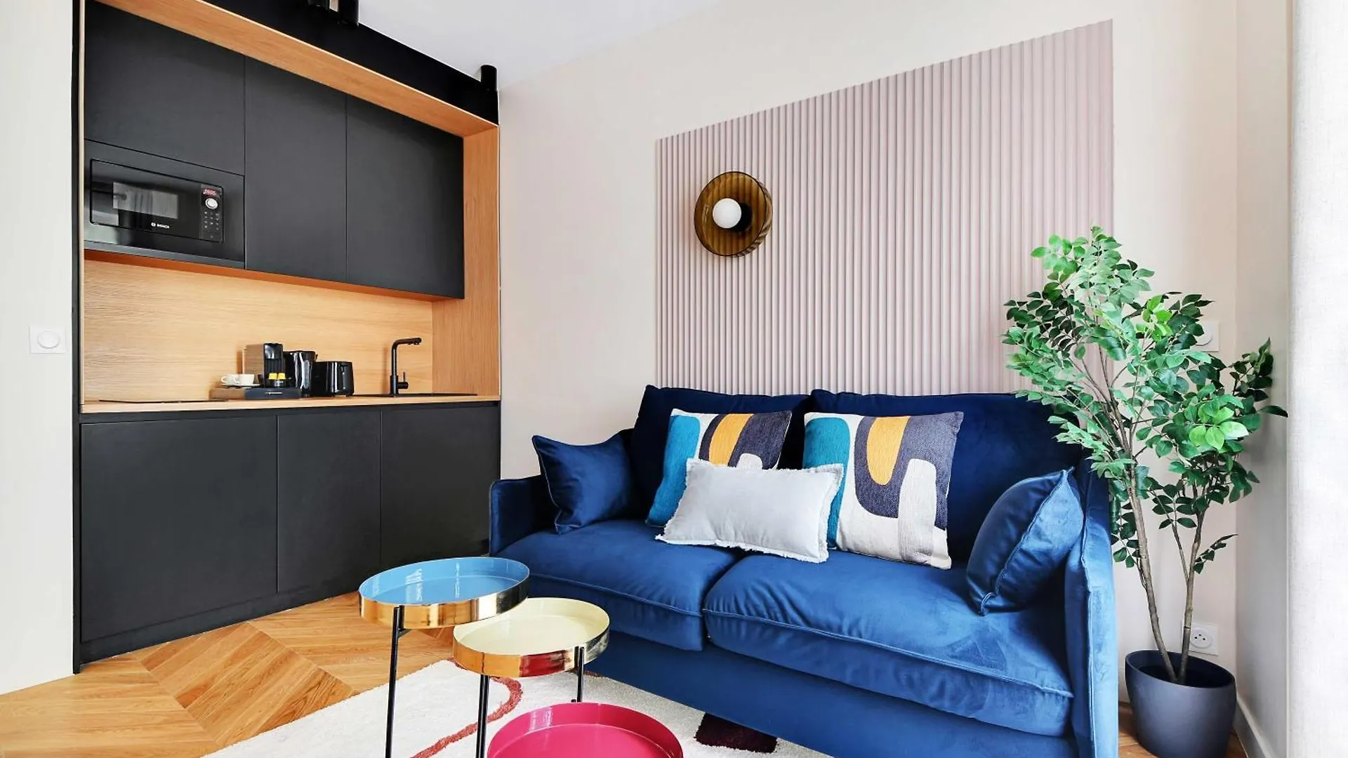 Apartment Parisian With Air Conditioning Eiffel Tower