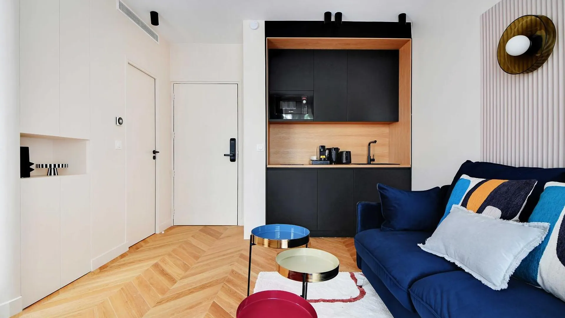 Apartment Parisian With Air Conditioning Eiffel Tower France