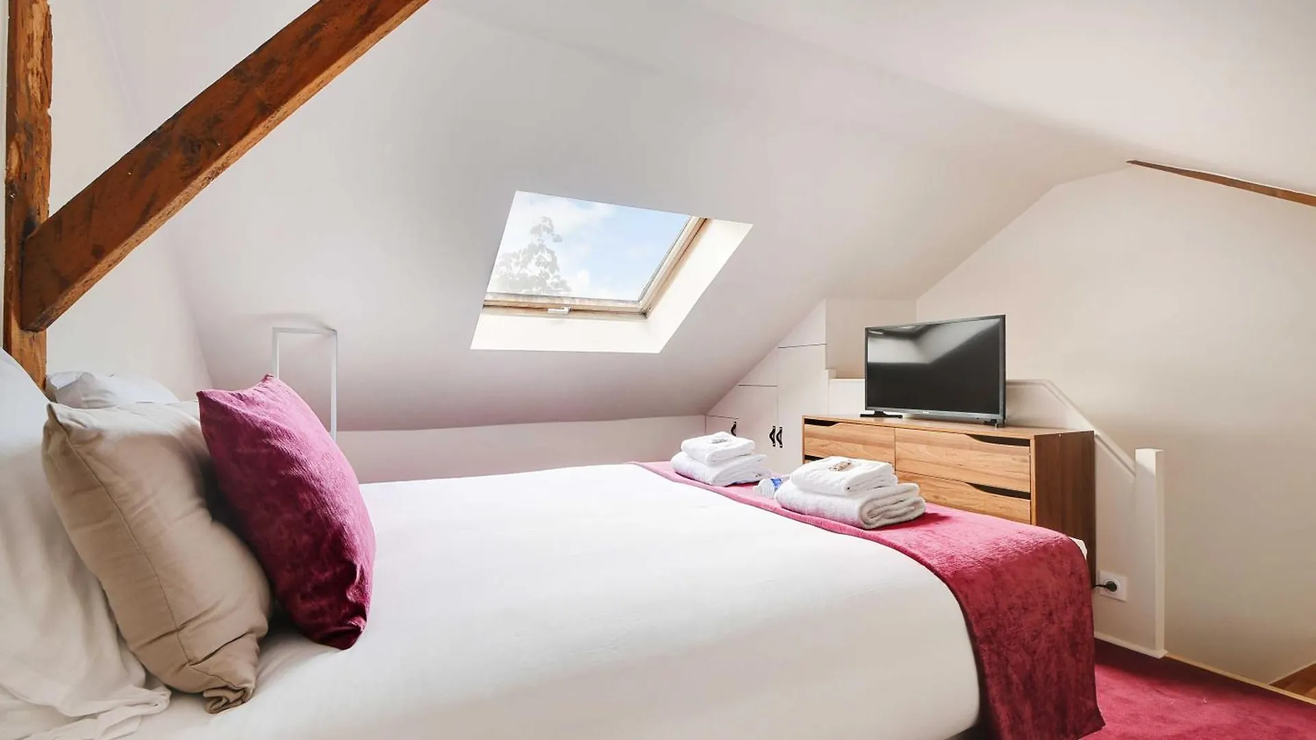 Apartment Parisian With Air Conditioning Eiffel Tower