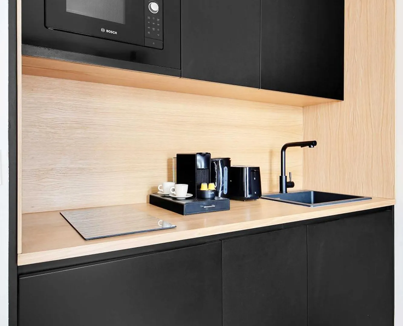 Parisian With Air Conditioning Eiffel Tower Apartment Paris